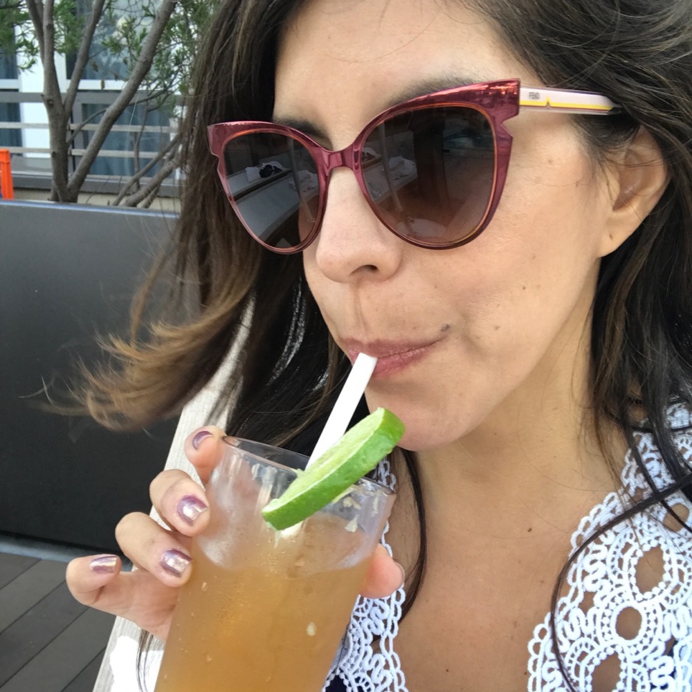 Meet your Posher, Monica